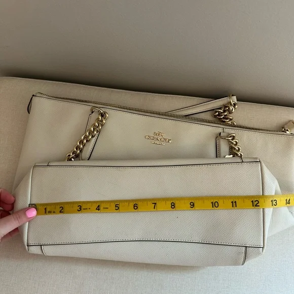 Coach Purse - Picture 5 of 7